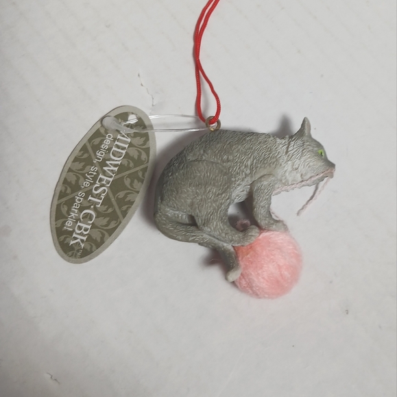 Midwest CBK Cat Kitty Kitten with Real Yarn Ball Pink Christmas Ornament - Picture 3 of 4